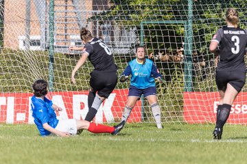 Bild 354 - F Holstein Kiel 2 - SSG Rot-Schwarz Kiel 2 : Ergebnis: 5:0